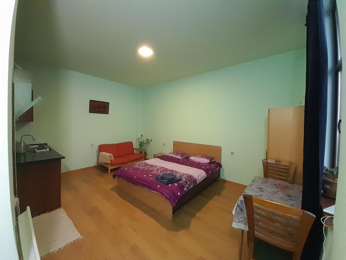 Art Guest House In Kaskad Jerevan Buitenkant foto